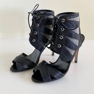 Manolo Blahnik lace up sandals in 36